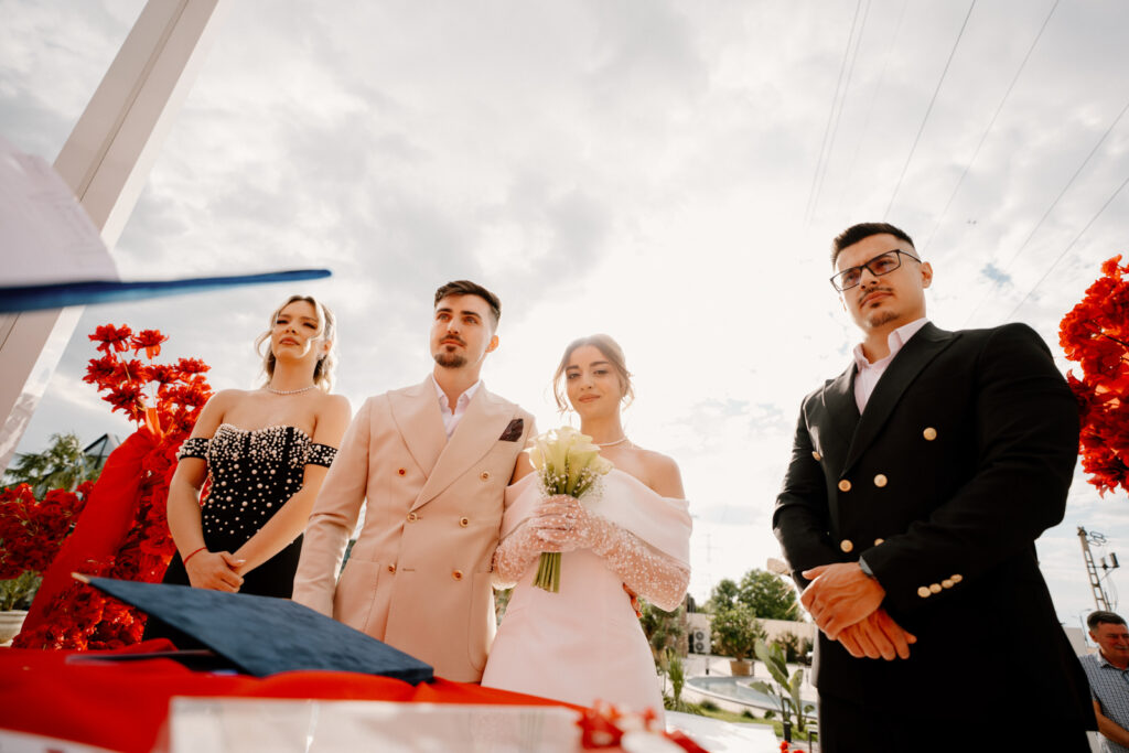 Cununie civila cu Cosmin exe si Lucian Crestez