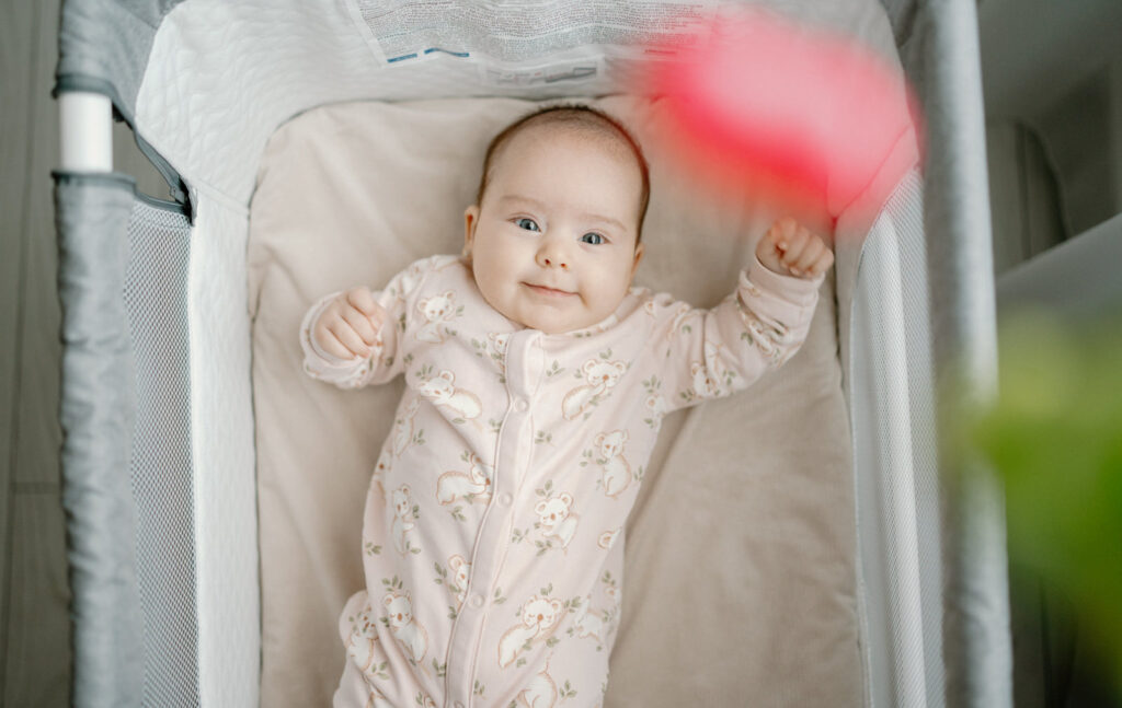 Lucian Crestez la sedinta foto bebe pentru botez