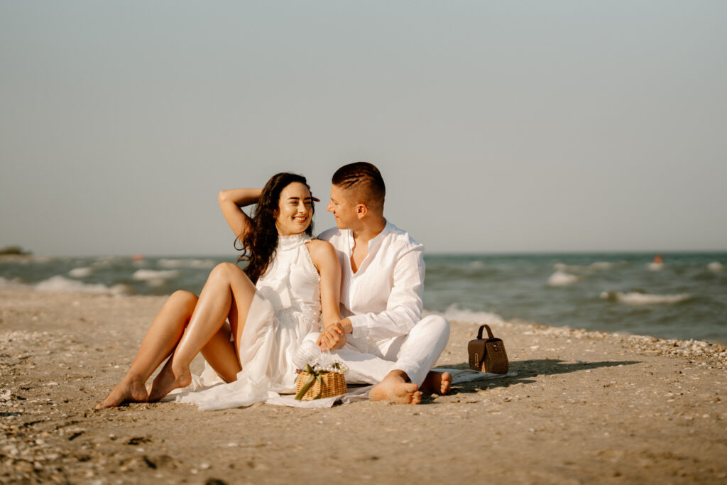 Save the date la Corbu cu mirii si Lucian Crestez