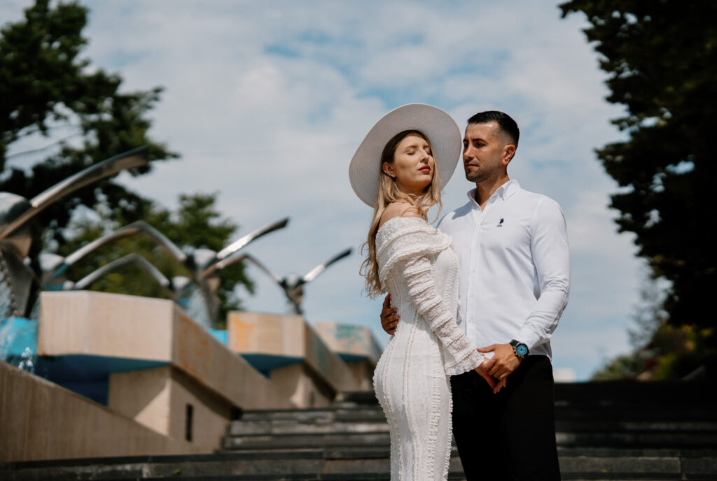 Save the date pentru miri in Braila cu Lucian Crestez